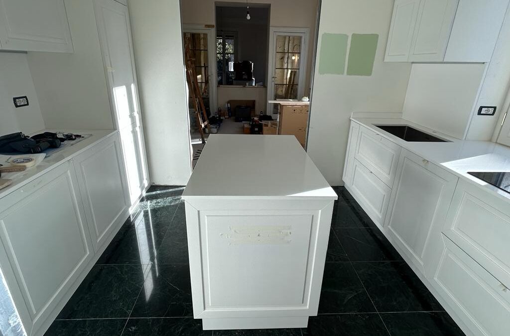 Cucina in stile classico contemporaneo